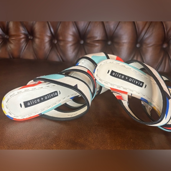 ALICE + OLIVIA Harrietta Printed Strap Slide Heels - Picture 2 of 9